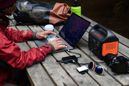This Jackery portable generator and solar panel bundle is on sale