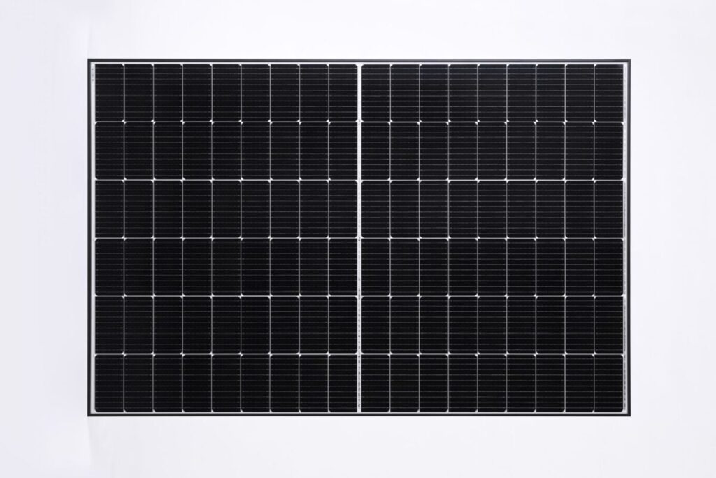Tindo Solar unveils 425 W n-type bifacial PV module