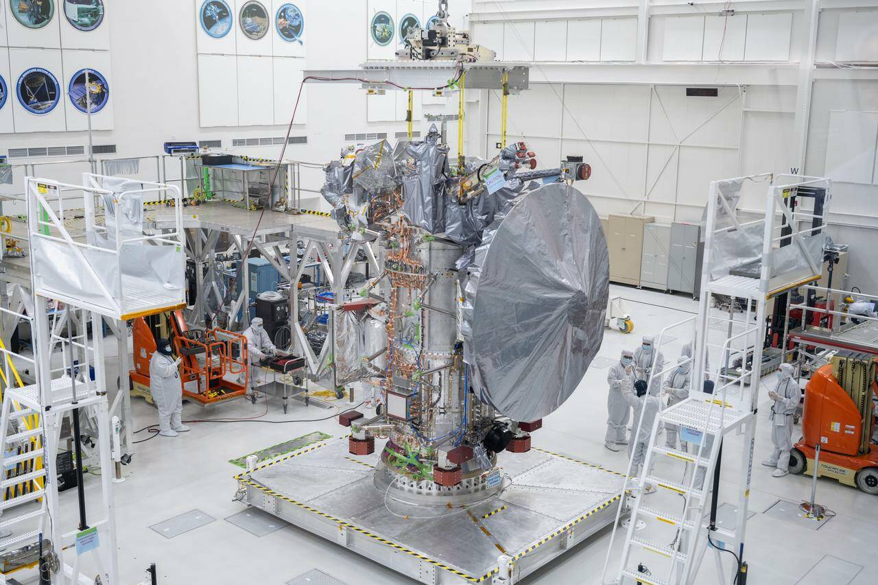 Europa Clipper heads to Jupiter: Can its icy moon support life?