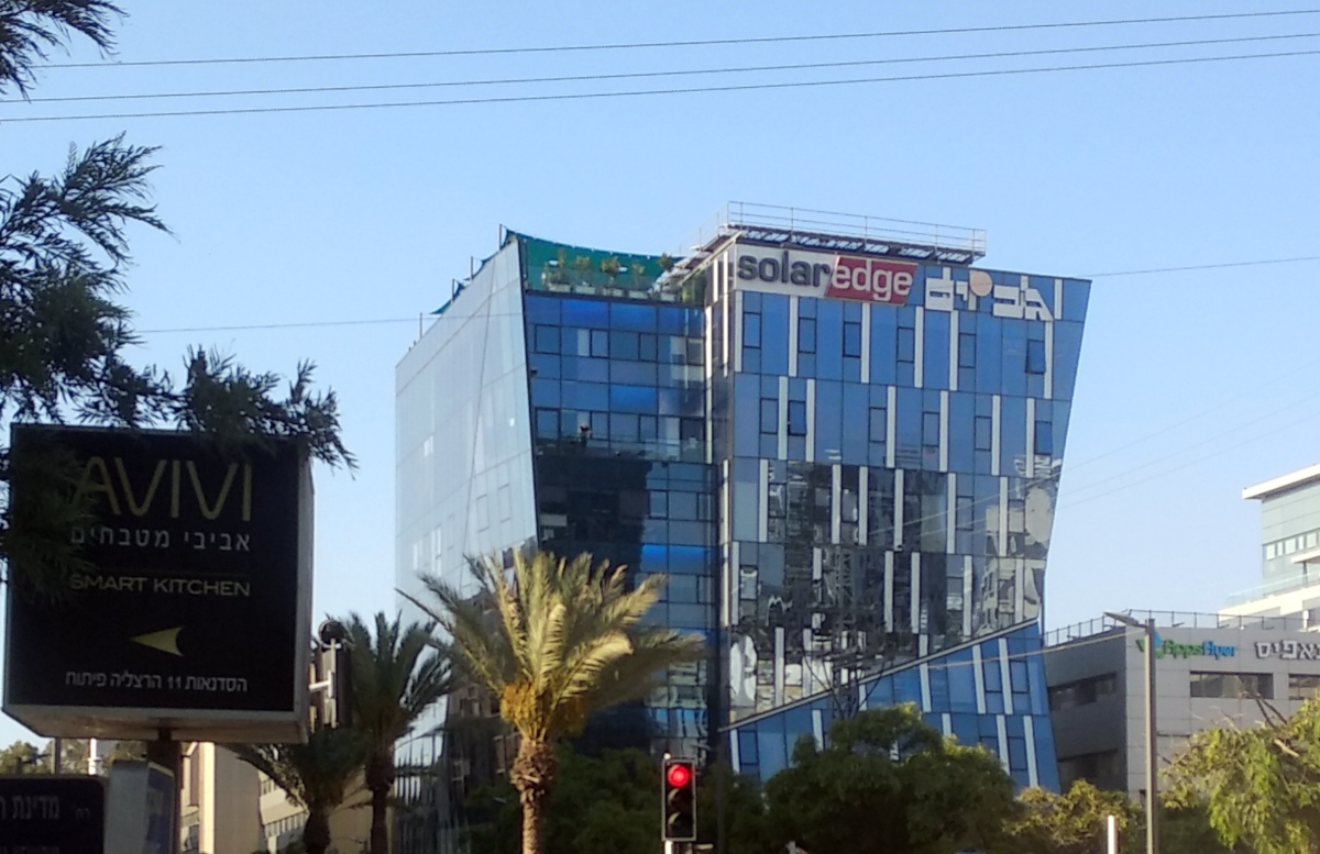 SolarEdge posts $1.21 billion net loss in Q3