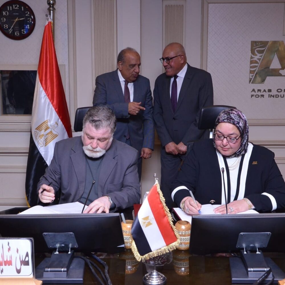 Egypt’s ARECO, Sweden’s Sunshine Pro sign contract for solar panel manufacturing project