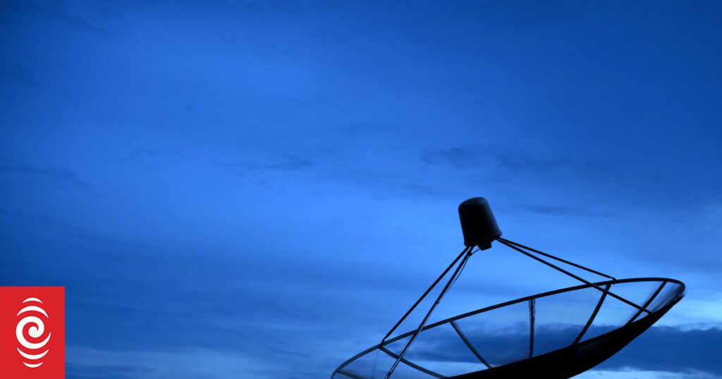 Rocket Lab signs satellite solar panel supply deal with pro-Ukraine Starlink alternative