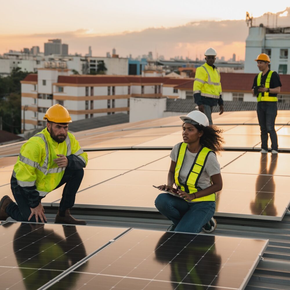 Solar Energy Instead of Power Outages in Pakistan: How the Population is Driving the Countries Energy Transition