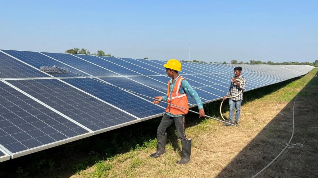 India adds highest-ever annual renewable energy capacity in FY25, led by solar