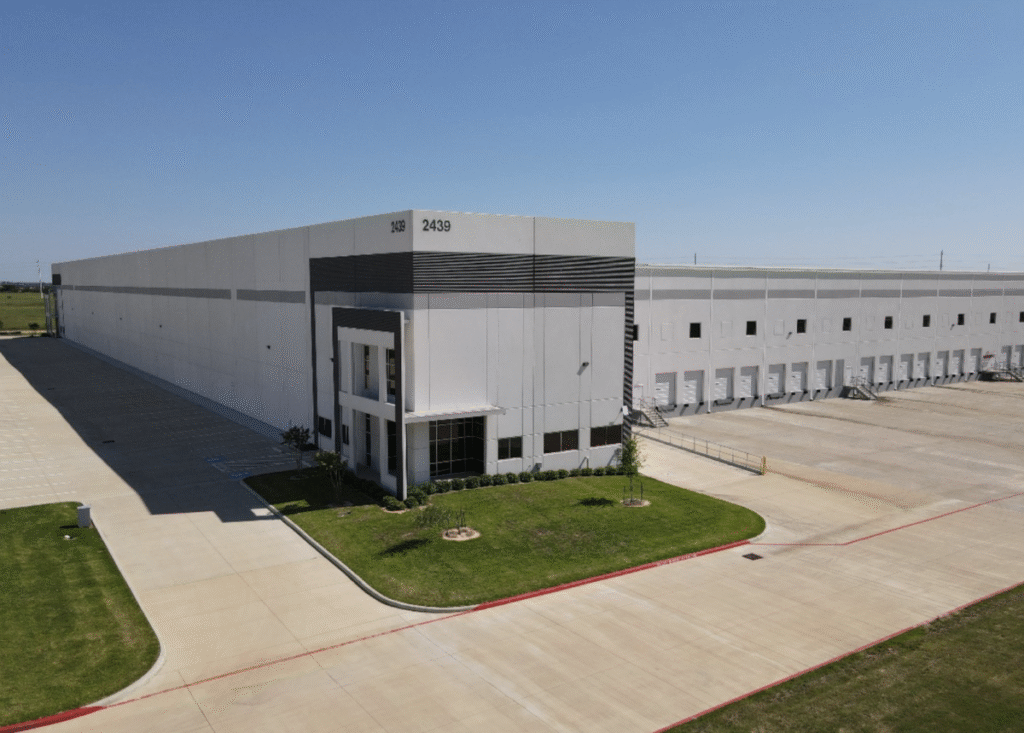 Waaree Solar Americas secures 586 MW solar module order