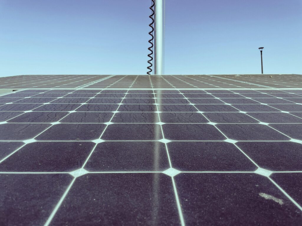 5 Reasons Businesses Are Switching to Solar Energy