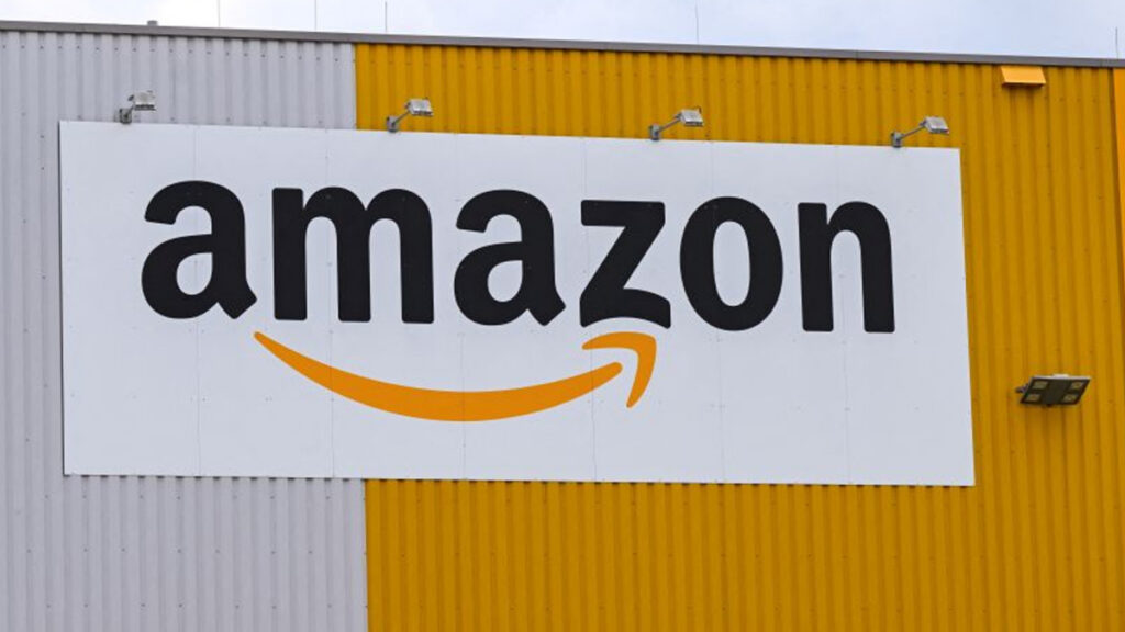 Amazon is selling a $43 6-pack of solar lights for $25, and shoppers say they’re ‘fantastic for the price’