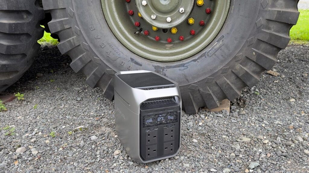 I found a compact power station with solar charging, and it’s a new off-grid essential