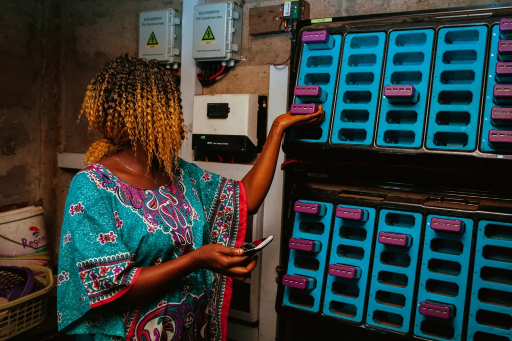 MOPO Raises £5 Million to Scale its Solar-Powered Battery Rental Model