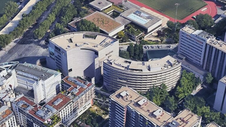 ‘The industry is producing more than it can install,’ says Gaëtan Masson as world exceeds 2.2TW of solar