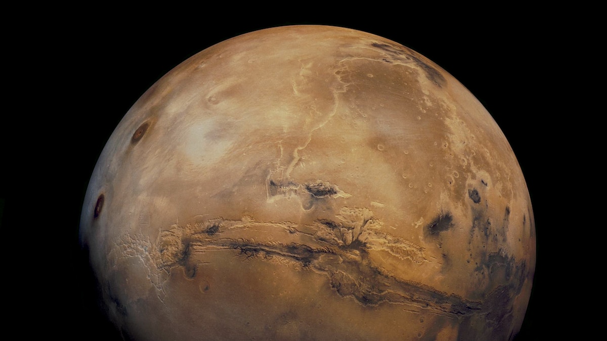 Here’s where NASA is looking for alien life in our solar system