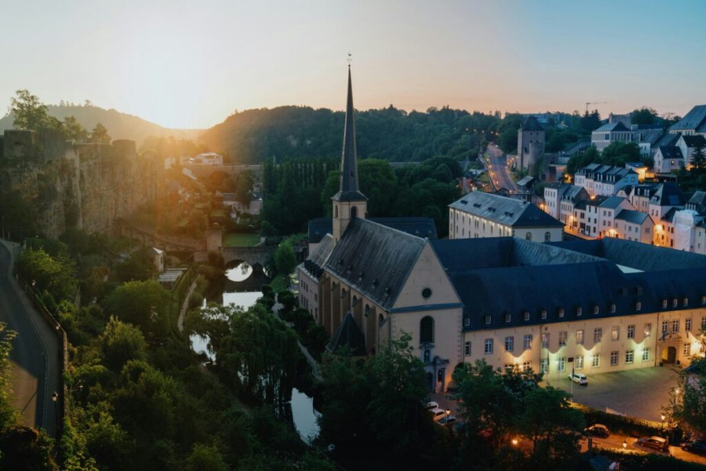 Luxembourg launches new tender for C&I solar