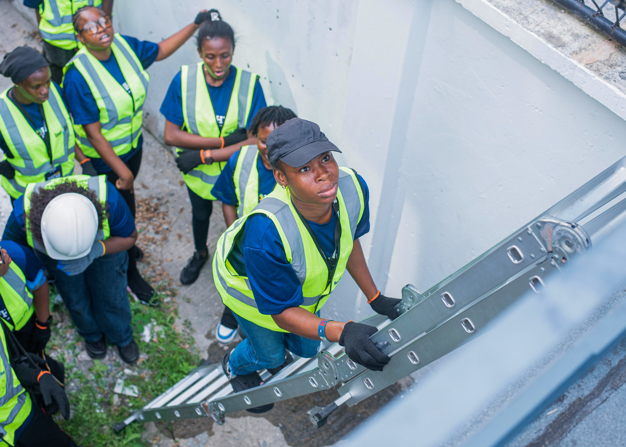 Women move into solar’s frontlines as skills gap widens
