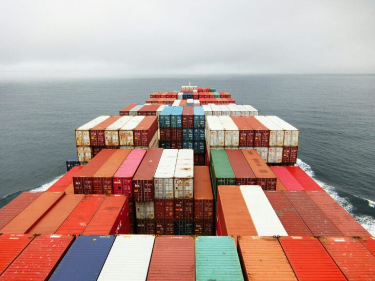 How the closure of the Strait of Hormuz affects solar aluminium sourcing