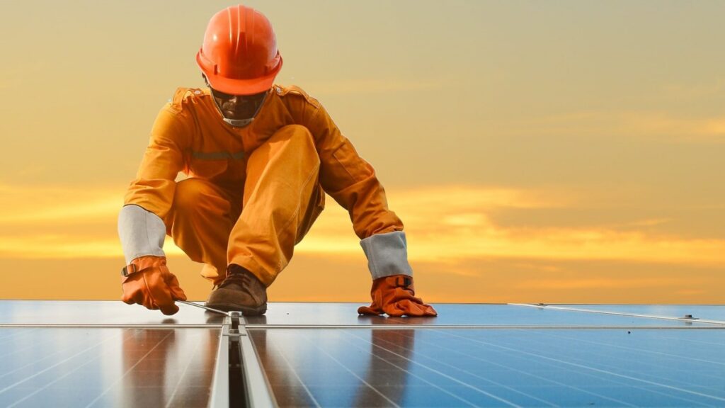 Solar Stocks Surge on Breakout Signals Amid Rising Tariff Tensions