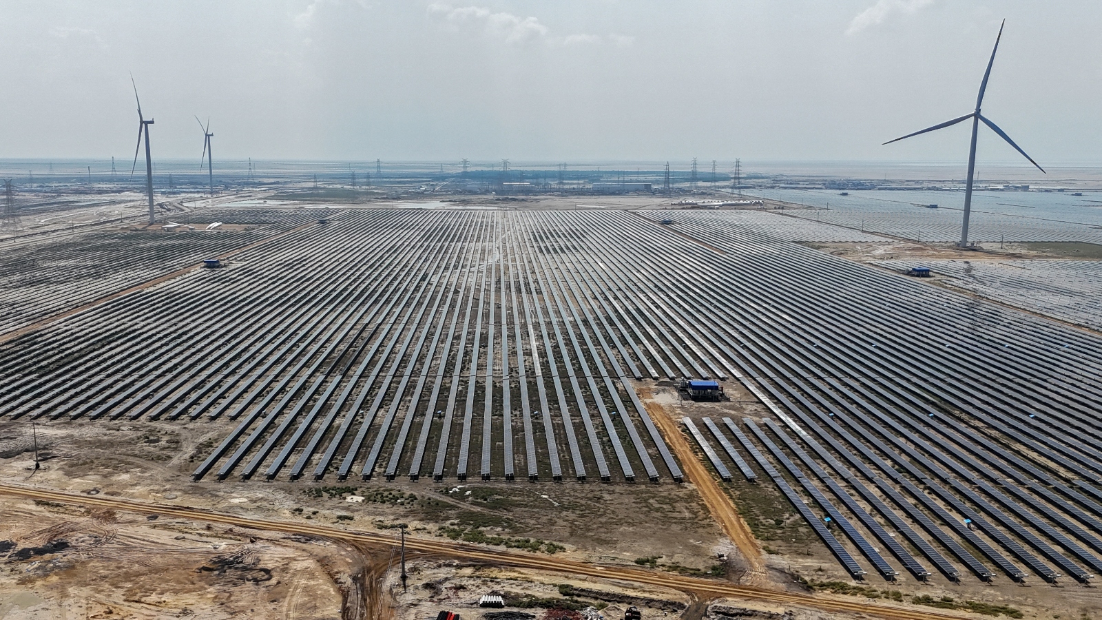 A first among major nations, India is industrializing with solar
