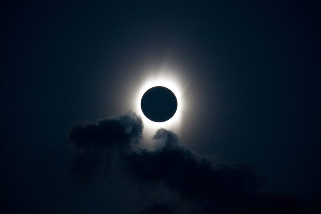 Where is the best place in Ireland to see the solar eclipse today?