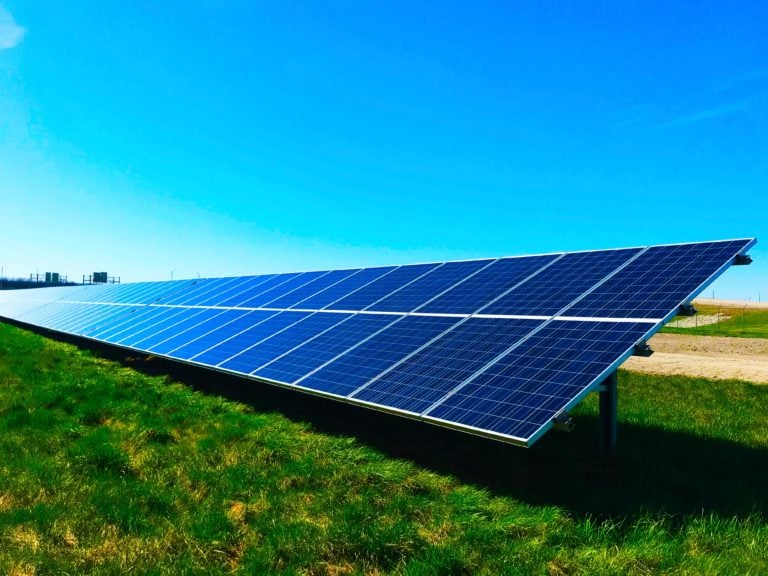 Raana Semiconductors to launch 12-inch CZ ingot machine for Indian solar market