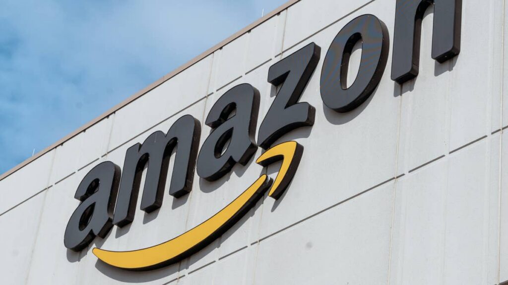 Amazon is selling 50-foot dimmable solar patio string lights for just $18