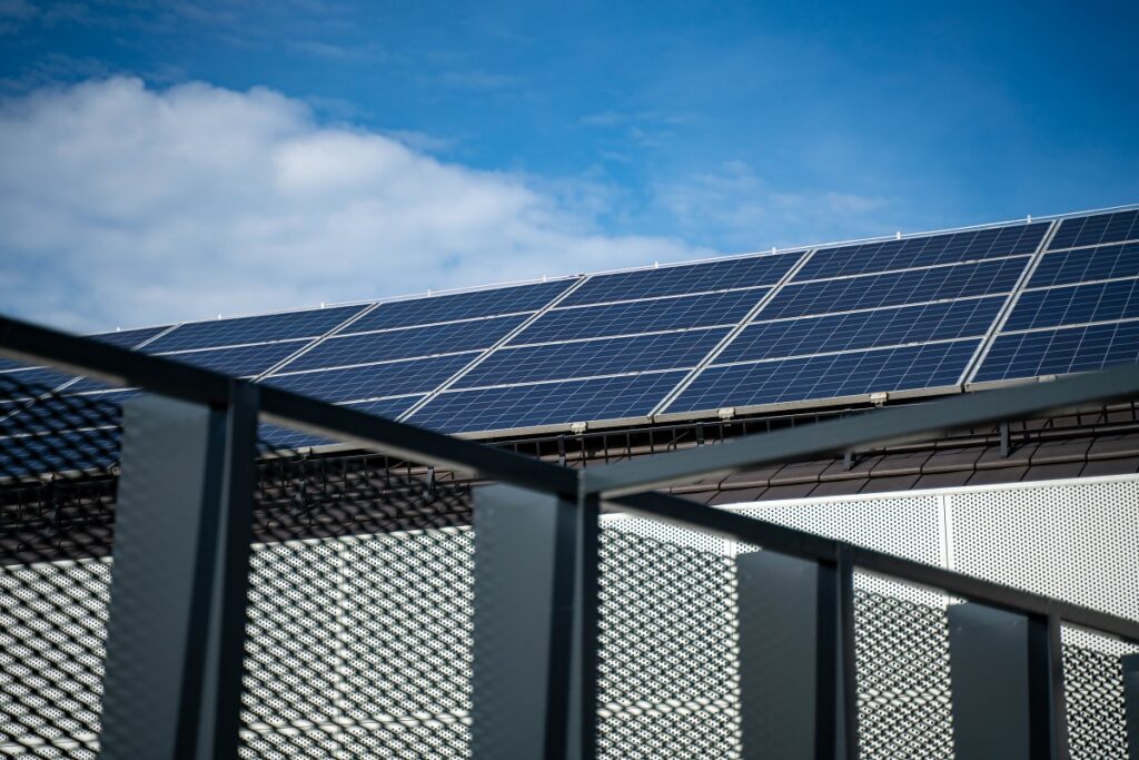 Can Abuja’s Shared Solar Plan Cut Electricity Costs For SMEs?