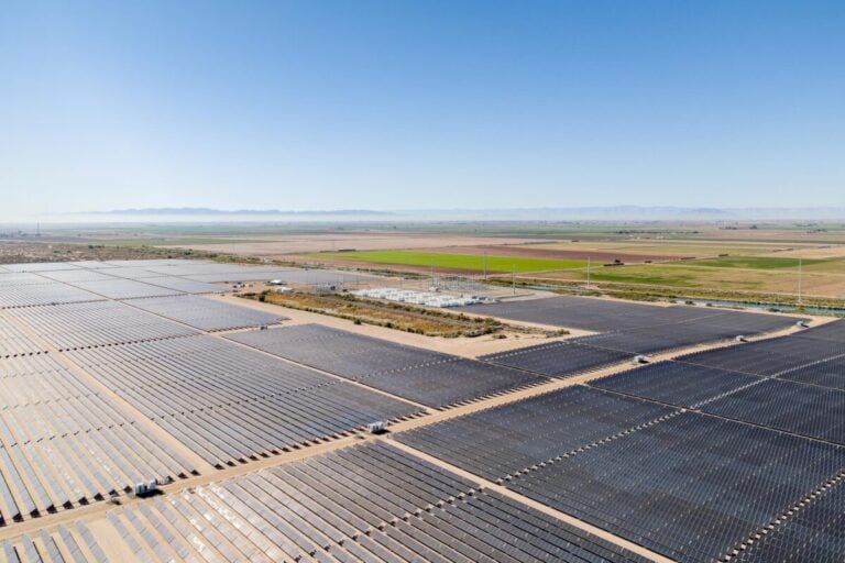 Arevon signs three 20-year REC contracts for 200MW Illinois solar project