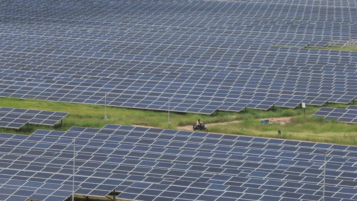Gujarat govt to spend ₹1,000 cr on rooftop solar subsidy