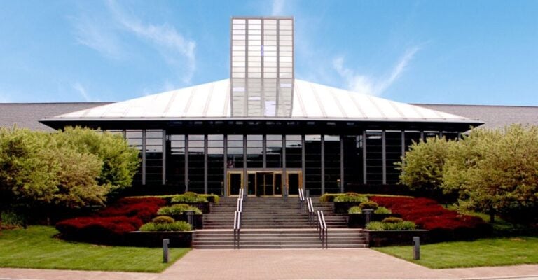 Corning’s solar sales rise 37% year-on-year to US$436 million in Q3 2026